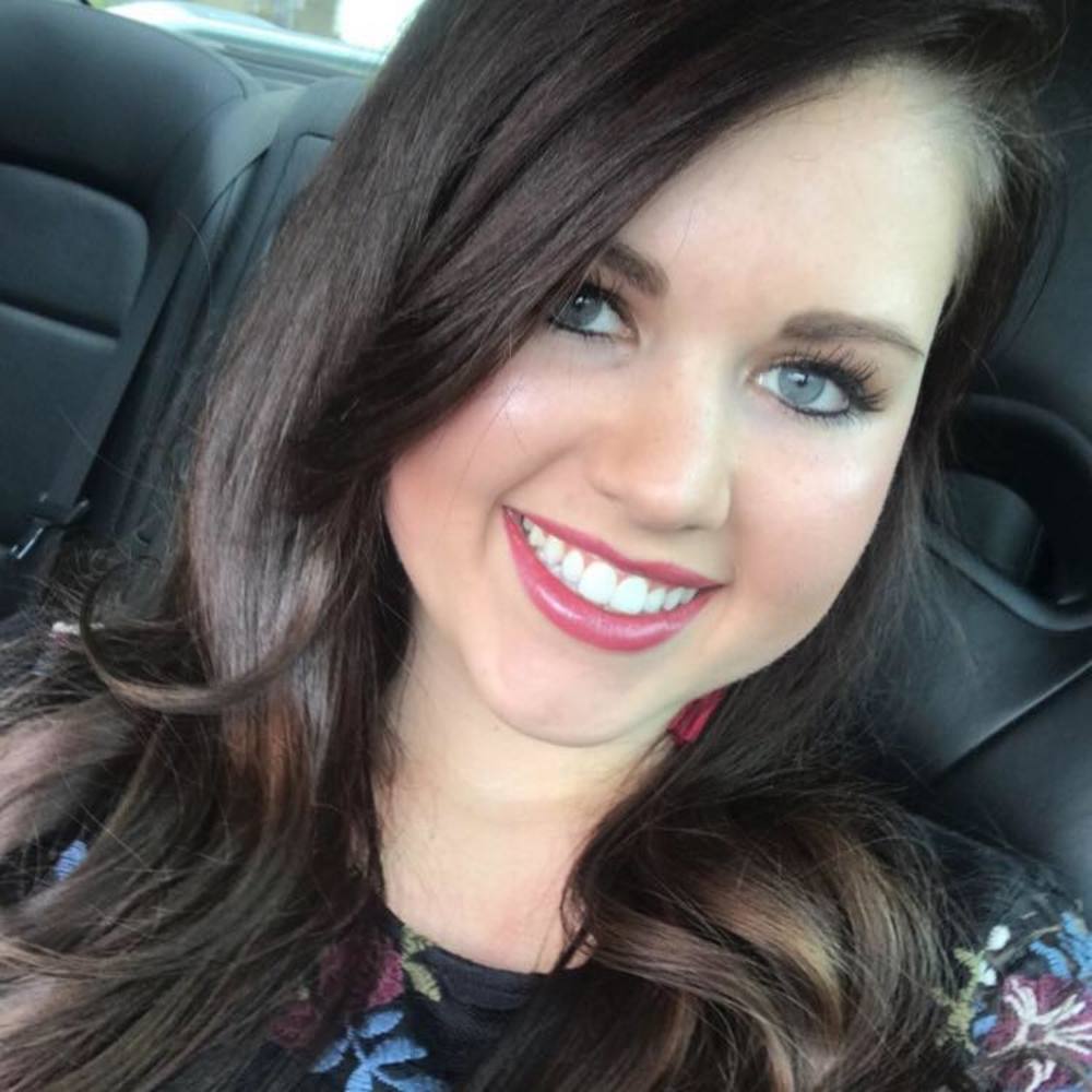 Meet your Posher, Brooke